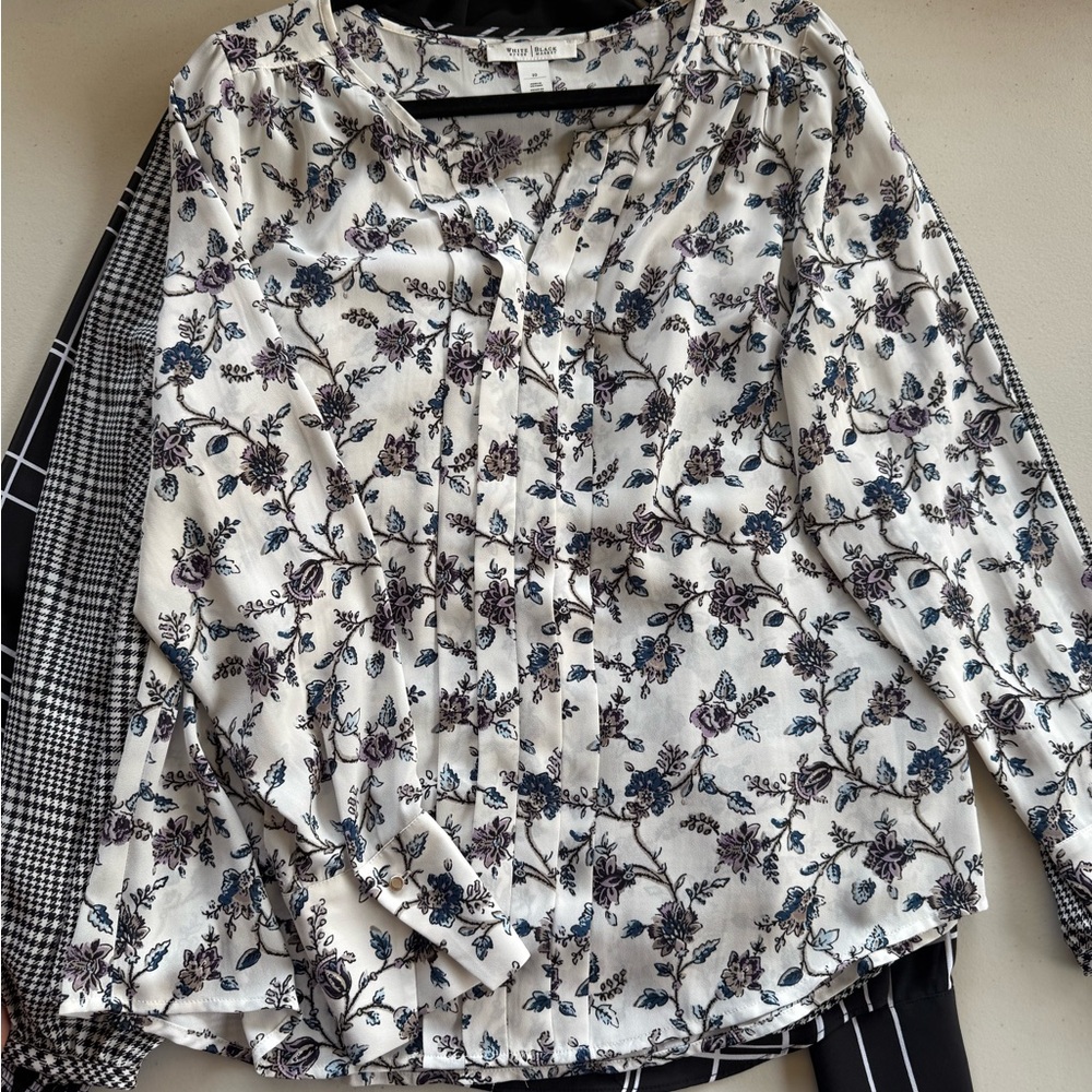 White House Black Market Floral Print Women's Top